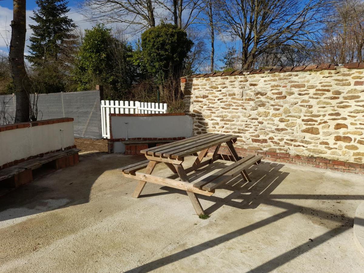 location petit gite individuel Orgeres  Extérieur photo
